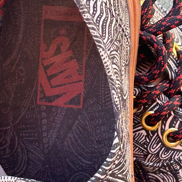 COPY - Vans unisex great Preowned condition - Picture 7 of 11